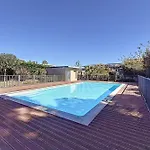 Private Garden&pool 2 Km Vakantiehuis