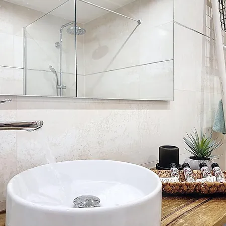 Jardin Signature - Magnifique 2 Pieces - 4 Pers - Piscine - Plages 2km Apartmán *