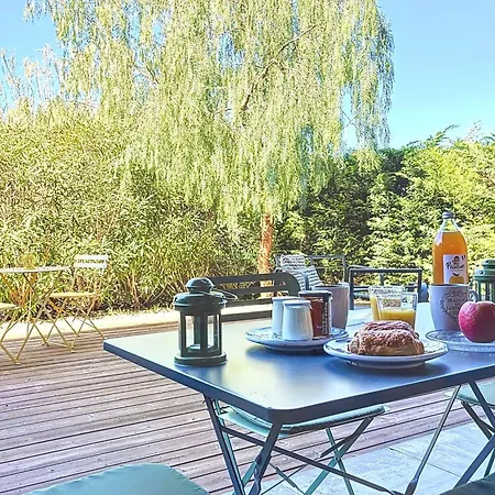 Сasa de vacaciones Private Garden & Pool 2 Km *