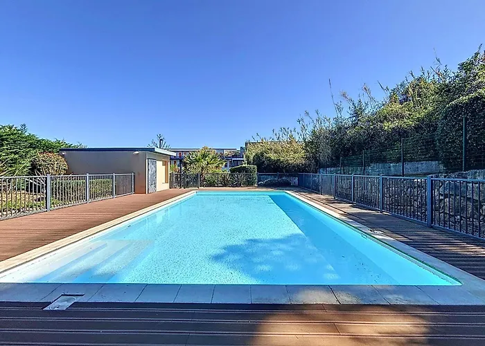 Private Garden & Pool 2 Km Сasa de vacaciones Antibes