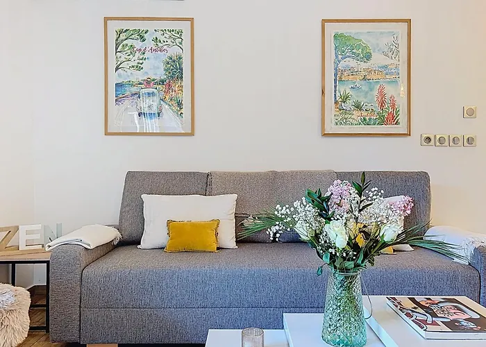 Private Garden & Pool 2 Km Сasa de vacaciones