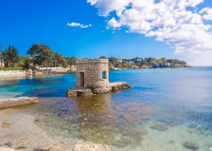 Private Garden & Pool 2 Km *